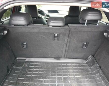 Красный Мазда CX-30, объемом двигателя 2.5 л и пробегом 87 тыс. км за 23500 $, фото 12 на Automoto.ua