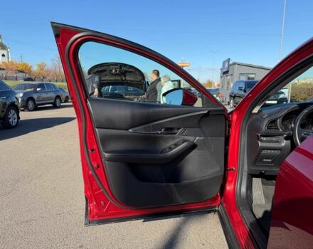 Красный Мазда CX-30, объемом двигателя 2.5 л и пробегом 24 тыс. км за 20000 $, фото 14 на Automoto.ua