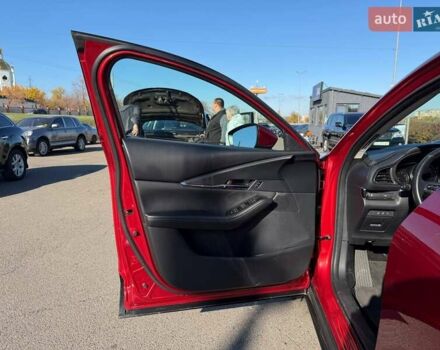 Червоний Мазда CX-30, об'ємом двигуна 2.49 л та пробігом 24 тис. км за 20000 $, фото 34 на Automoto.ua