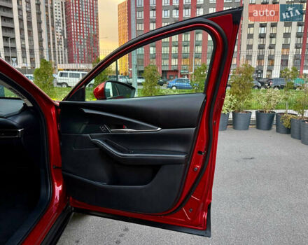 Красный Мазда CX-30, объемом двигателя 2.5 л и пробегом 81 тыс. км за 22900 $, фото 39 на Automoto.ua