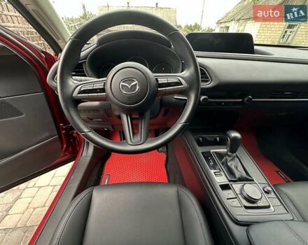 Красный Мазда CX-30, объемом двигателя 2.5 л и пробегом 16 тыс. км за 26000 $, фото 3 на Automoto.ua