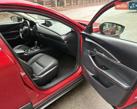 Красный Мазда CX-30, объемом двигателя 2.5 л и пробегом 47 тыс. км за 21300 $, фото 10 на Automoto.ua