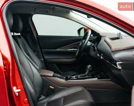Красный Мазда CX-30, объемом двигателя 2 л и пробегом 35 тыс. км за 27374 $, фото 24 на Automoto.ua