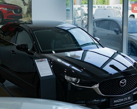 Мазда CX-30, объемом двигателя 2 л и пробегом 0 тыс. км за 28408 $, фото 2 на Automoto.ua