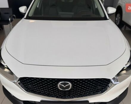 Мазда CX-30, объемом двигателя 2 л и пробегом 0 тыс. км за 30742 $, фото 3 на Automoto.ua