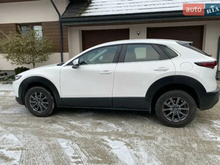 Мазда CX-30, объемом двигателя 2 л и пробегом 40 тыс. км за 22000 $, фото 1 на Automoto.ua