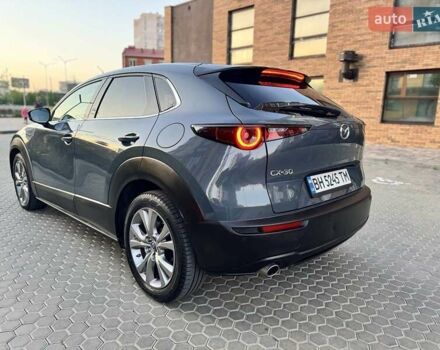 Серый Мазда CX-30, объемом двигателя 2 л и пробегом 17 тыс. км за 17500 $, фото 4 на Automoto.ua