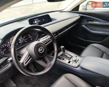 Серый Мазда CX-30, объемом двигателя 2.5 л и пробегом 61 тыс. км за 19000 $, фото 4 на Automoto.ua