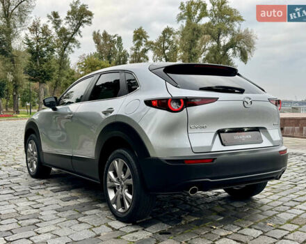 Серый Мазда CX-30, объемом двигателя 2.49 л и пробегом 53 тыс. км за 16999 $, фото 6 на Automoto.ua