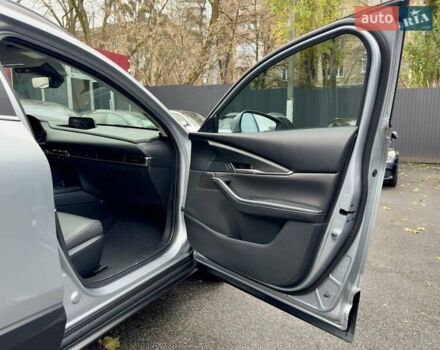 Серый Мазда CX-30, объемом двигателя 2.5 л и пробегом 35 тыс. км за 19300 $, фото 24 на Automoto.ua