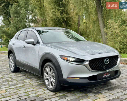 Серый Мазда CX-30, объемом двигателя 2.49 л и пробегом 53 тыс. км за 16999 $, фото 2 на Automoto.ua