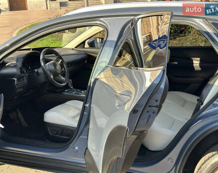 Серый Мазда CX-30, объемом двигателя 2.5 л и пробегом 25 тыс. км за 19500 $, фото 16 на Automoto.ua