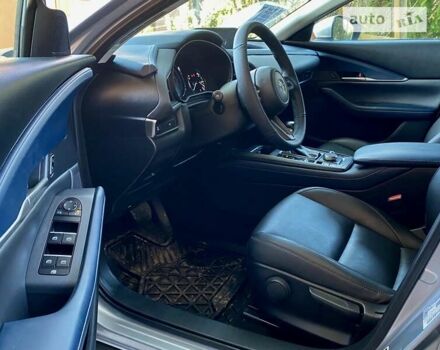 Серый Мазда CX-30, объемом двигателя 2.49 л и пробегом 65 тыс. км за 21500 $, фото 5 на Automoto.ua