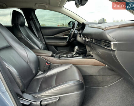 Мазда CX-30 2020 в Киеве на Automoto.ua Серый Мазда CX-30, объемом двигателя 2 л и пробегом 105 тыс. км за 19800 $, фото 9 на Automoto.ua