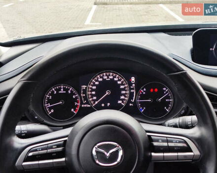 Серый Мазда CX-30, объемом двигателя 2.5 л и пробегом 61 тыс. км за 19000 $, фото 2 на Automoto.ua