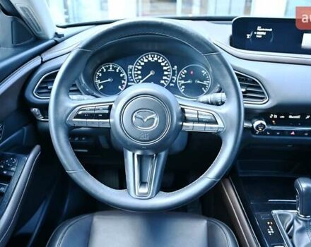Серый Мазда CX-30, объемом двигателя 2 л и пробегом 64 тыс. км за 23976 $, фото 8 на Automoto.ua