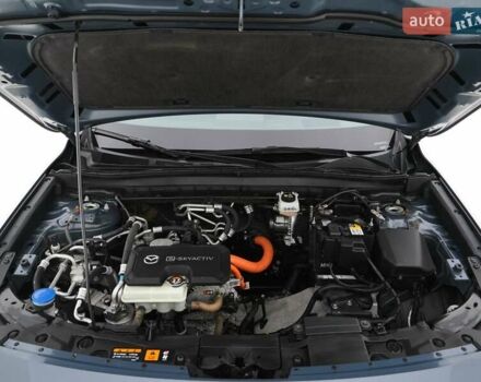 Сірий Мазда CX-30, об'ємом двигуна 0 л та пробігом 81 тис. км за 13900 $, фото 3 на Automoto.ua