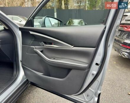 Серый Мазда CX-30, объемом двигателя 2.5 л и пробегом 35 тыс. км за 19300 $, фото 23 на Automoto.ua