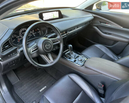 Серый Мазда CX-30, объемом двигателя 2 л и пробегом 43 тыс. км за 26700 $, фото 12 на Automoto.ua