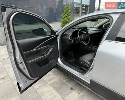 Серый Мазда CX-30, объемом двигателя 2 л и пробегом 155 тыс. км за 16500 $, фото 18 на Automoto.ua