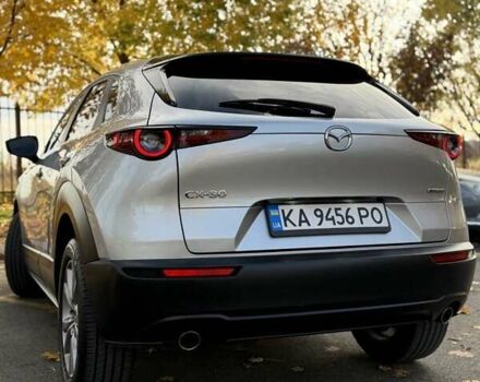 Серый Мазда CX-30, объемом двигателя 2.5 л и пробегом 123 тыс. км за 18900 $, фото 3 на Automoto.ua
