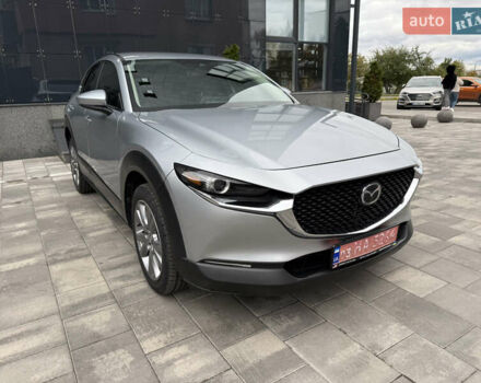 Серый Мазда CX-30, объемом двигателя 2 л и пробегом 155 тыс. км за 16500 $, фото 2 на Automoto.ua