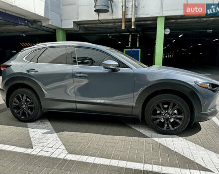 Серый Мазда CX-30, объемом двигателя 2.49 л и пробегом 47 тыс. км за 19900 $, фото 2 на Automoto.ua