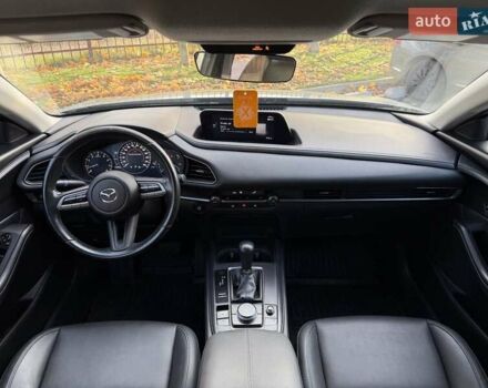 Серый Мазда CX-30, объемом двигателя 2.5 л и пробегом 123 тыс. км за 18900 $, фото 8 на Automoto.ua