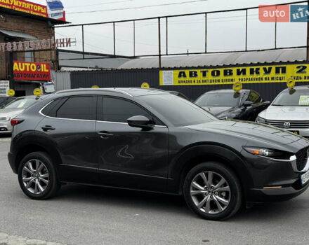 Серый Мазда CX-30, объемом двигателя 2.49 л и пробегом 52 тыс. км за 18000 $, фото 3 на Automoto.ua