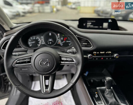 Серый Мазда CX-30, объемом двигателя 2.49 л и пробегом 52 тыс. км за 18000 $, фото 11 на Automoto.ua