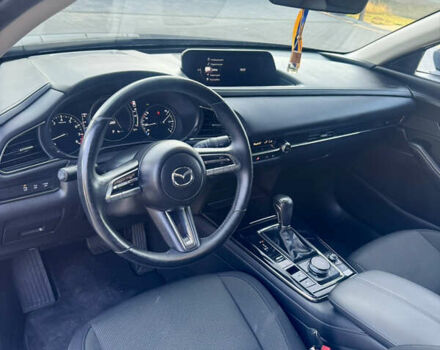 Серый Мазда CX-30, объемом двигателя 2 л и пробегом 63 тыс. км за 23300 $, фото 9 на Automoto.ua