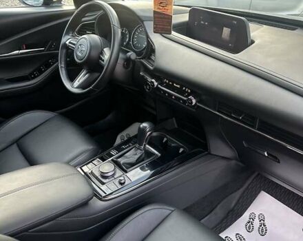 Серый Мазда CX-30, объемом двигателя 2.5 л и пробегом 100 тыс. км за 20800 $, фото 3 на Automoto.ua