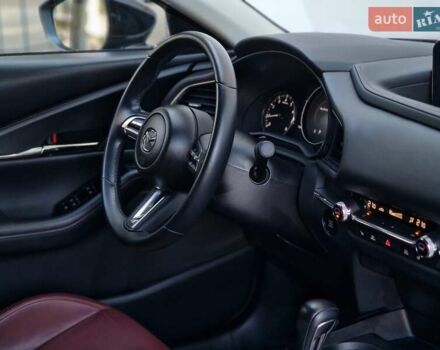 Серый Мазда CX-30, объемом двигателя 2.5 л и пробегом 60 тыс. км за 25990 $, фото 49 на Automoto.ua