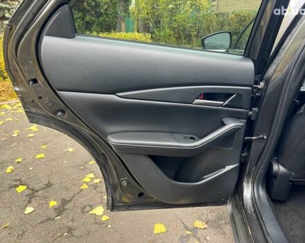 Сірий Мазда CX-30, об'ємом двигуна 2.5 л та пробігом 29 тис. км за 20990 $, фото 19 на Automoto.ua