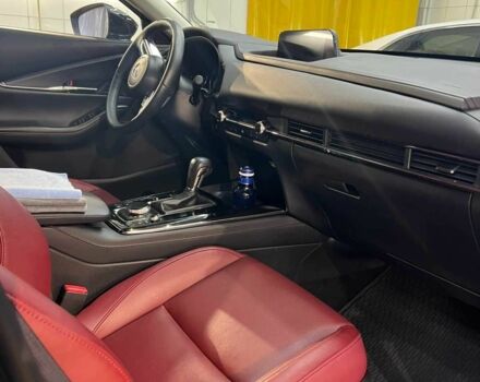 Серый Мазда CX-30, объемом двигателя 2.5 л и пробегом 41 тыс. км за 24200 $, фото 4 на Automoto.ua