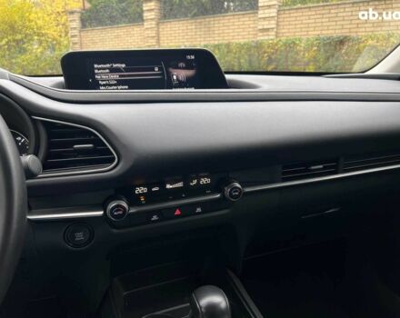Сірий Мазда CX-30, об'ємом двигуна 2.5 л та пробігом 29 тис. км за 20990 $, фото 15 на Automoto.ua