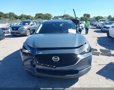 Серый Мазда CX-30, объемом двигателя 2.5 л и пробегом 45 тыс. км за 16500 $, фото 1 на Automoto.ua