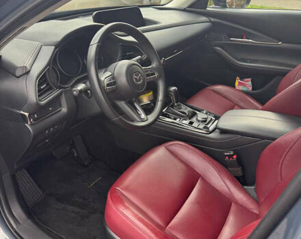 Серый Мазда CX-30, объемом двигателя 2.49 л и пробегом 94 тыс. км за 22000 $, фото 10 на Automoto.ua