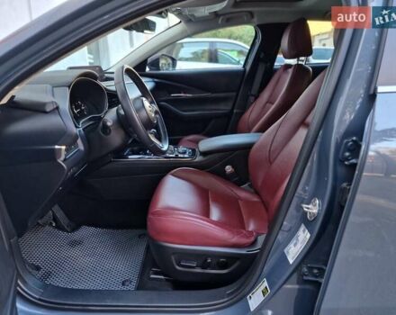 Серый Мазда CX-30, объемом двигателя 2.5 л и пробегом 60 тыс. км за 25990 $, фото 38 на Automoto.ua