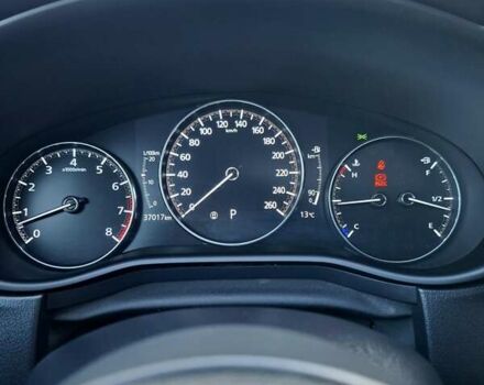 Сірий Мазда CX-30, об'ємом двигуна 2.49 л та пробігом 39 тис. км за 22900 $, фото 16 на Automoto.ua