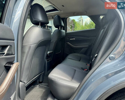 Серый Мазда CX-30, объемом двигателя 0 л и пробегом 36 тыс. км за 24900 $, фото 24 на Automoto.ua