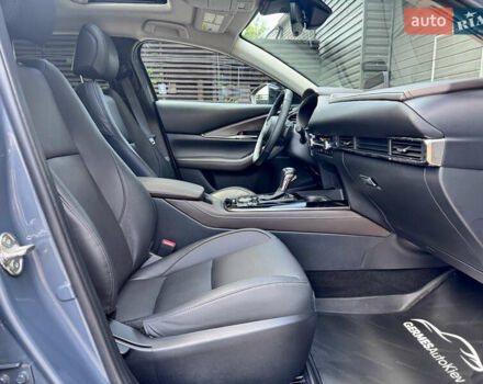 Серый Мазда CX-30, объемом двигателя 0 л и пробегом 36 тыс. км за 24900 $, фото 20 на Automoto.ua