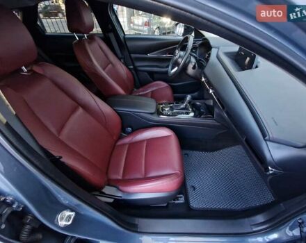 Серый Мазда CX-30, объемом двигателя 2.5 л и пробегом 60 тыс. км за 25990 $, фото 45 на Automoto.ua