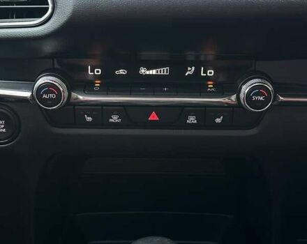 Серый Мазда CX-30, объемом двигателя 2.49 л и пробегом 56 тыс. км за 21100 $, фото 39 на Automoto.ua