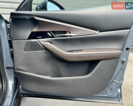 Серый Мазда CX-30, объемом двигателя 0 л и пробегом 36 тыс. км за 24900 $, фото 31 на Automoto.ua