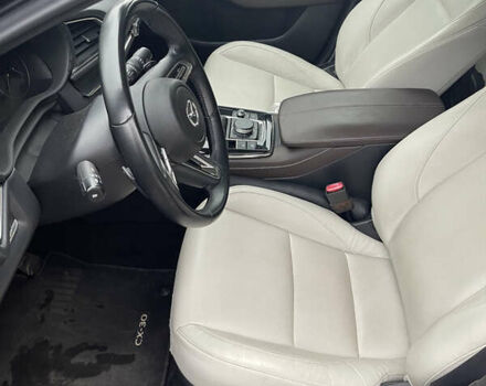 Сірий Мазда CX-30, об'ємом двигуна 2.49 л та пробігом 44 тис. км за 24000 $, фото 26 на Automoto.ua