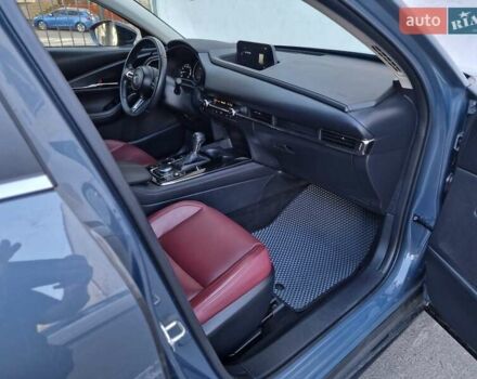 Серый Мазда CX-30, объемом двигателя 2.5 л и пробегом 60 тыс. км за 25990 $, фото 43 на Automoto.ua