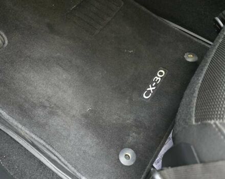 Серый Мазда CX-30, объемом двигателя 2 л и пробегом 5 тыс. км за 19900 $, фото 59 на Automoto.ua