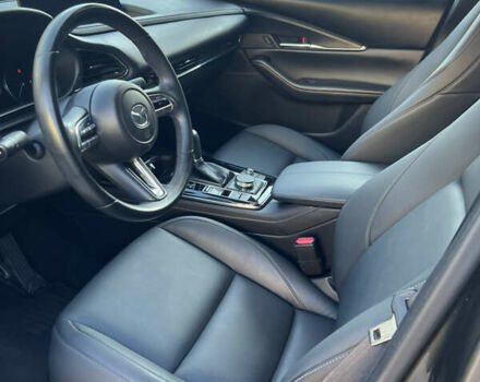 Серый Мазда CX-30, объемом двигателя 2.5 л и пробегом 17 тыс. км за 23600 $, фото 8 на Automoto.ua