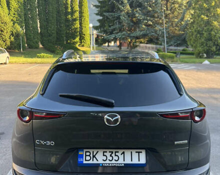 Серый Мазда CX-30, объемом двигателя 2.5 л и пробегом 17 тыс. км за 23600 $, фото 3 на Automoto.ua